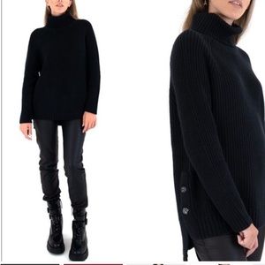 NWT UGG Selah Black Chunky Knit  Turtleneck  Sweater- Size Medium.